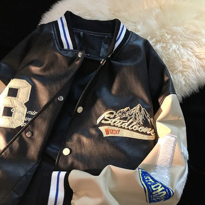 Chaquetas vintage con bordados de letras clásicas